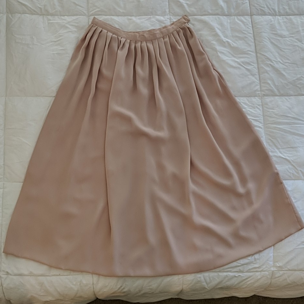 Powder pink skirt